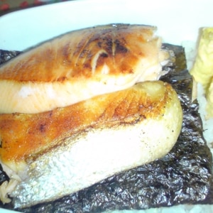 お弁当に✿お刺身のサーモンで❤鮭のオイマヨ焼き
